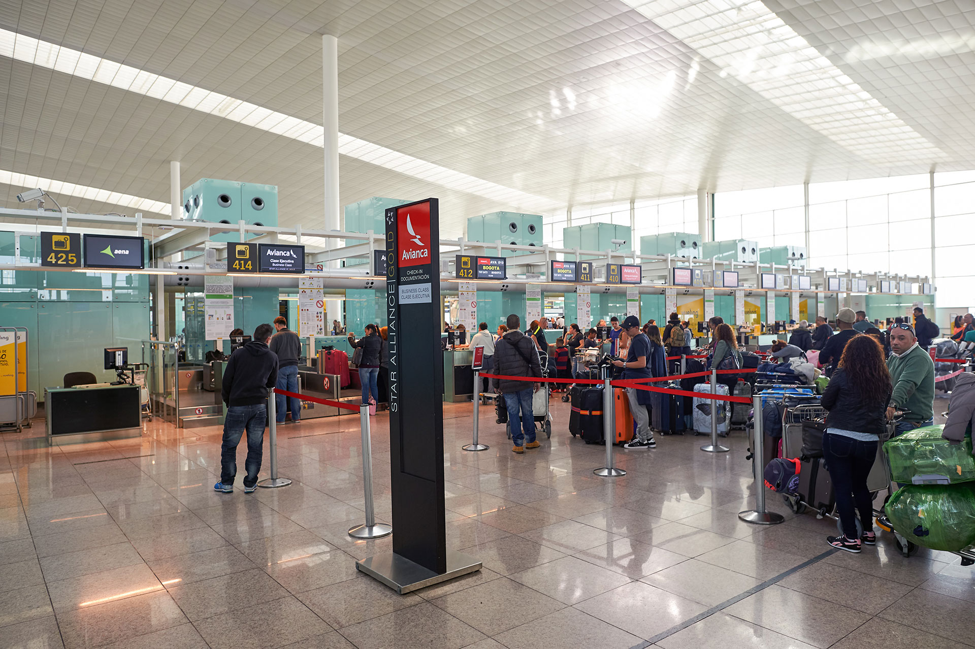 tourist office barcelona airport